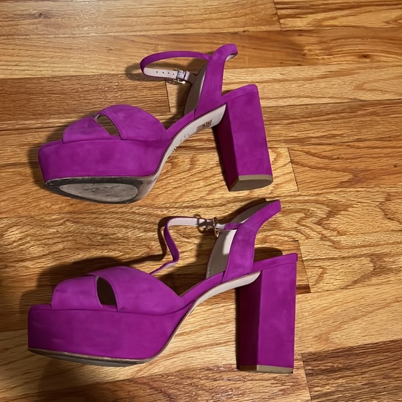 Stuart Weitzman Ivona Heel Raspberry Suede 9.5 - Picture 7 of 9